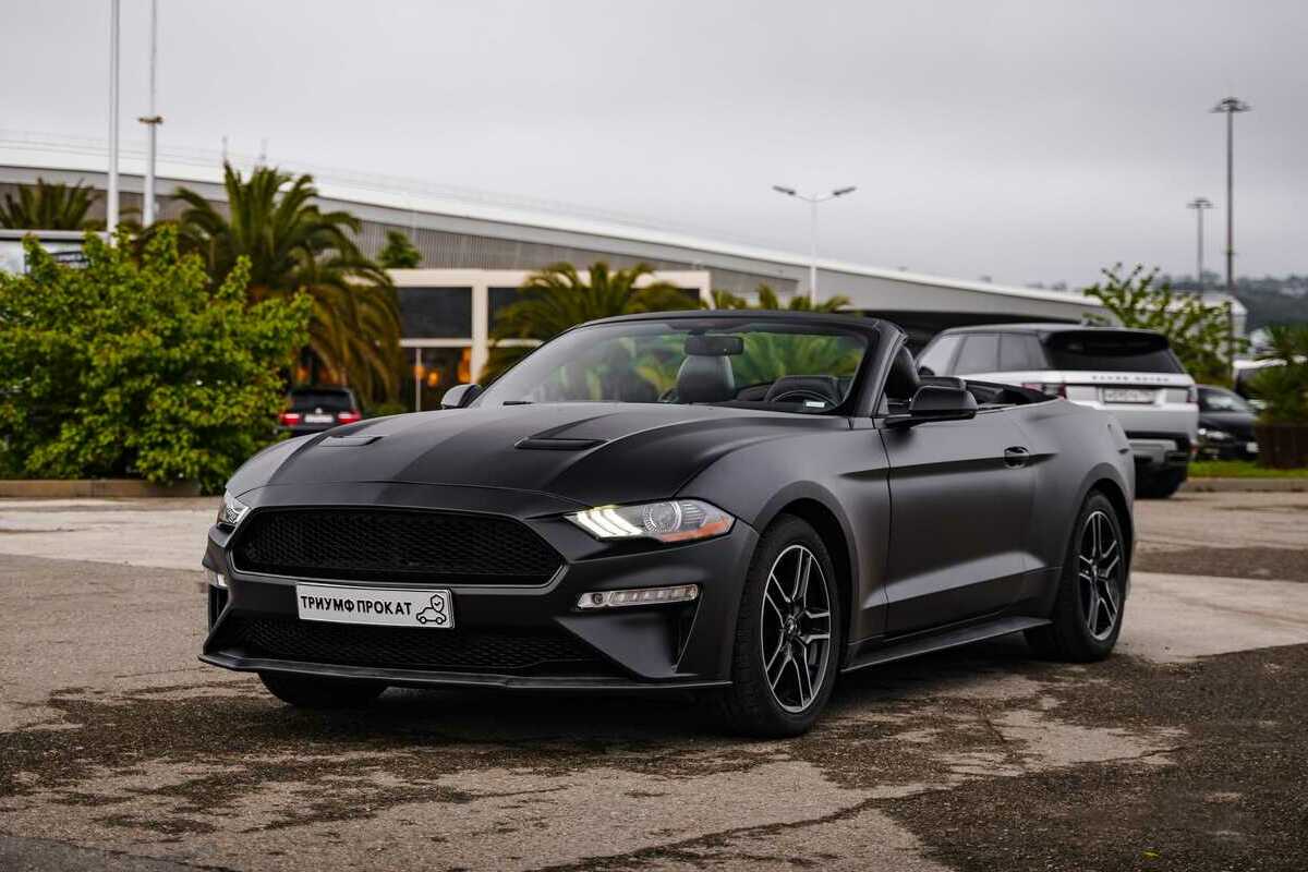<span style="font-weight: bold;">Ford Mustang Black Акция - 9.900 ₽ / сутки</span>