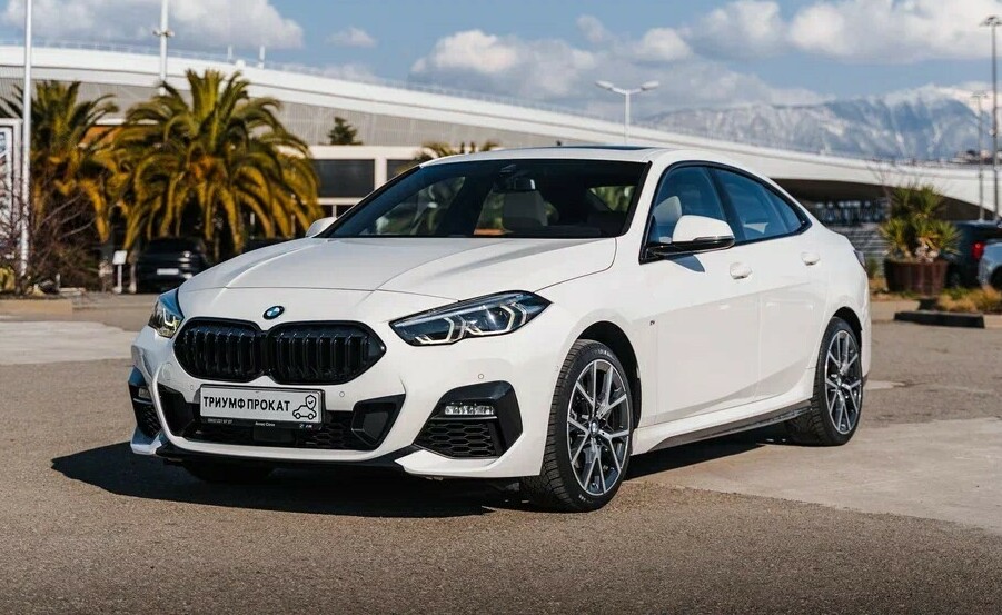 <span style="font-weight: bold;">BMW 218</span>&nbsp;<span style="font-weight: bold;">F44 Седан&nbsp; &nbsp; &nbsp; &nbsp; &nbsp; &nbsp; &nbsp; &nbsp; &nbsp; &nbsp; 9.000 ₽ / сутки</span>