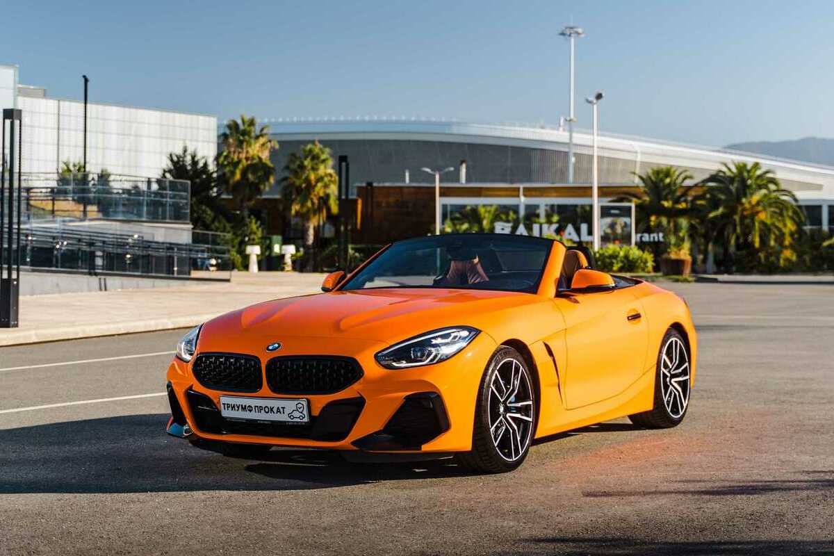<span style="font-weight: bold;">BMW Z4 Roadster Акция - 15.000 ₽ / сутки</span>
