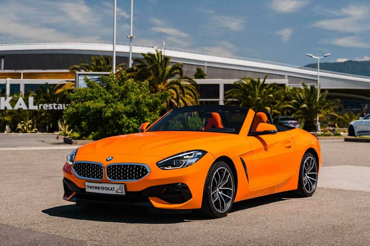 <span style="font-weight: bold;">BMW Z4 Roadster Акция - 15.000 ₽ / сутки</span>